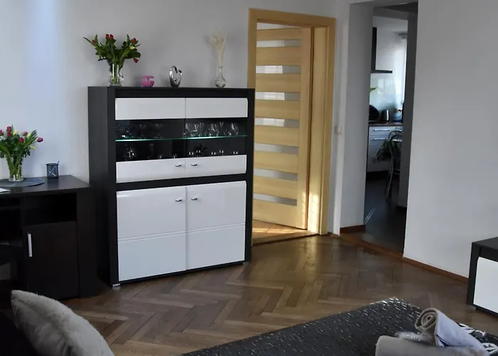 Night Premium * كراكوفيا