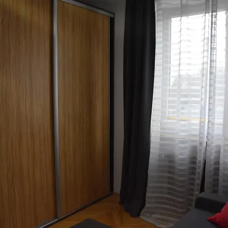 Night Premium * 크라쿠프